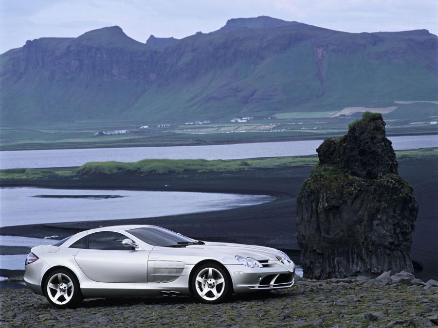  Mercedes-Benz SLR McLaren 2004 года  (фото 142 из 175)